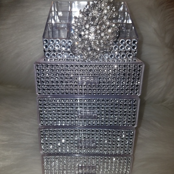 Makeup Case - Picture 2 of 4